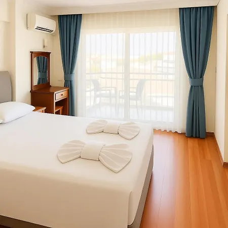 호텔 Cihantuerk 3*