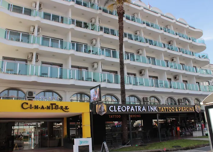 Cihantuerk 酒店 马尔马里斯