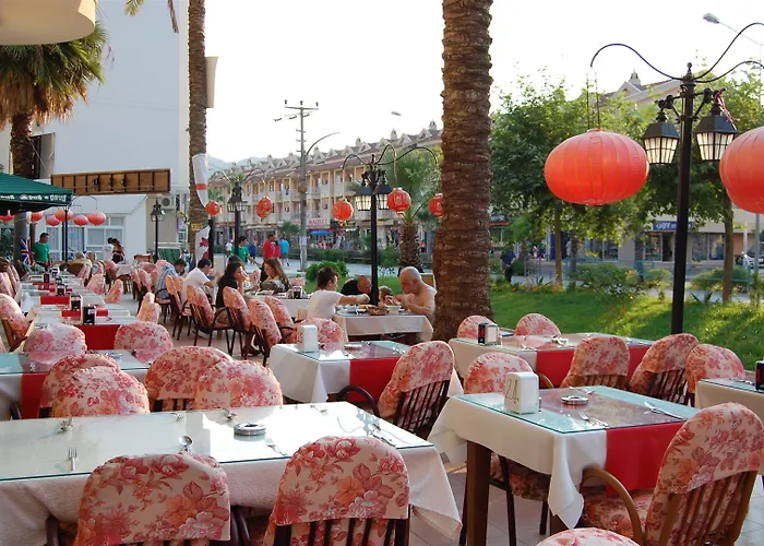 Cihantuerk 酒店 3*